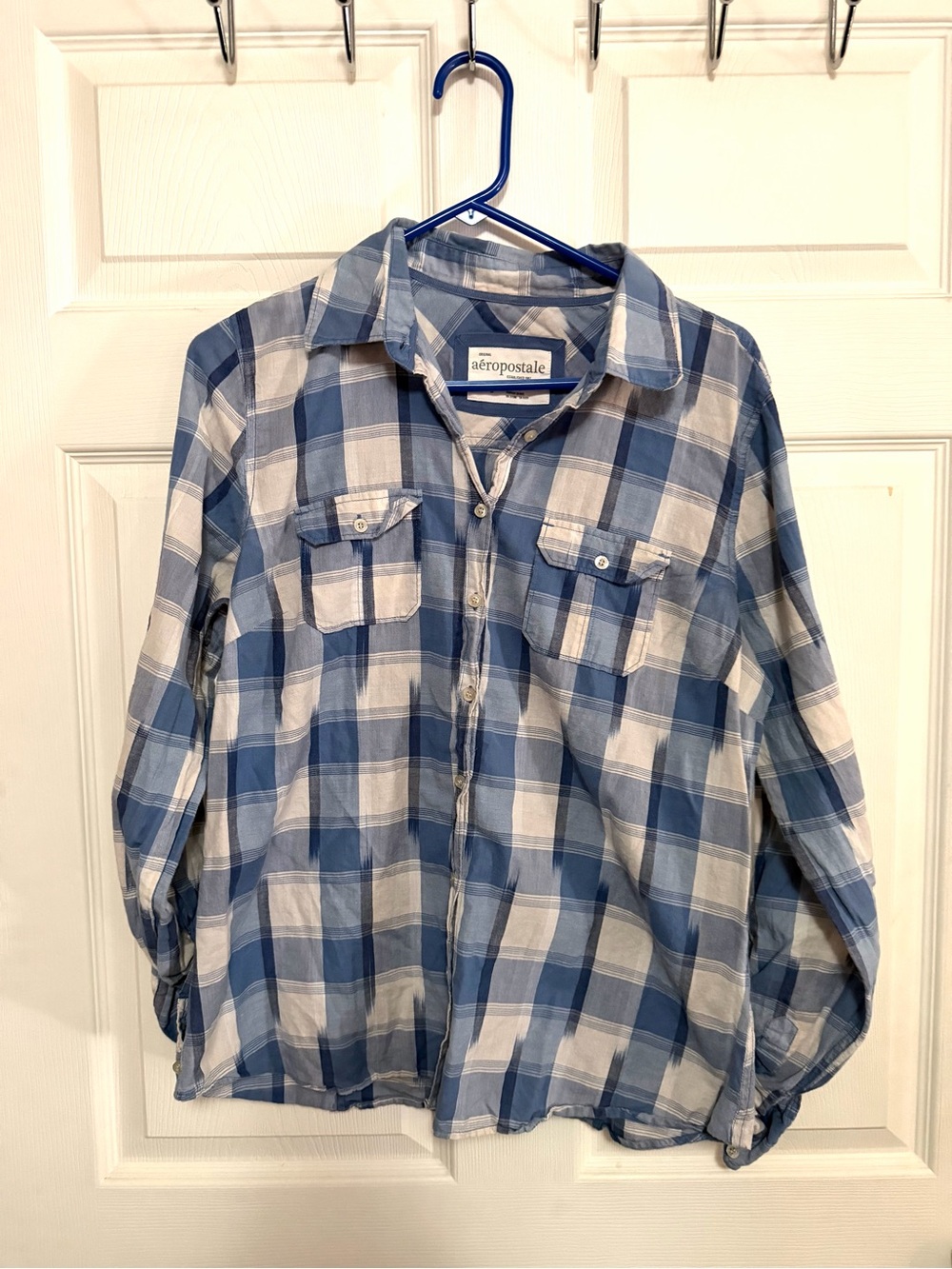 Aeropostale women’s  Blue & White Plaid Button-Up Shirt